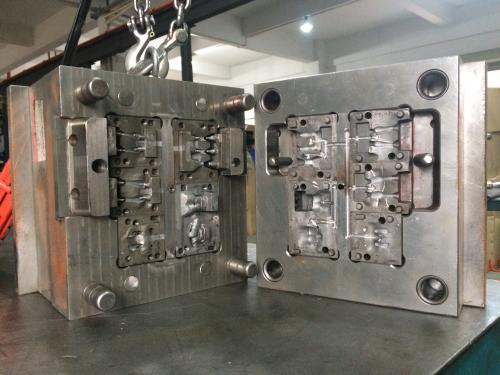 plastic injection mold